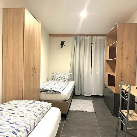 Privatunterkunft Gemütliches Doppelzimmer Gemeinschaftsbad