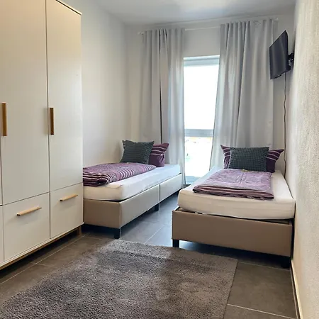 Gemütliches Doppelzimmer Gemeinschaftsbad * Dingolfing