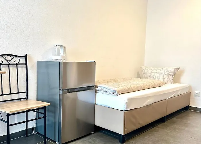 Gemuetliches Doppelzimmer Gemeinschaftsbad בית אירוח *