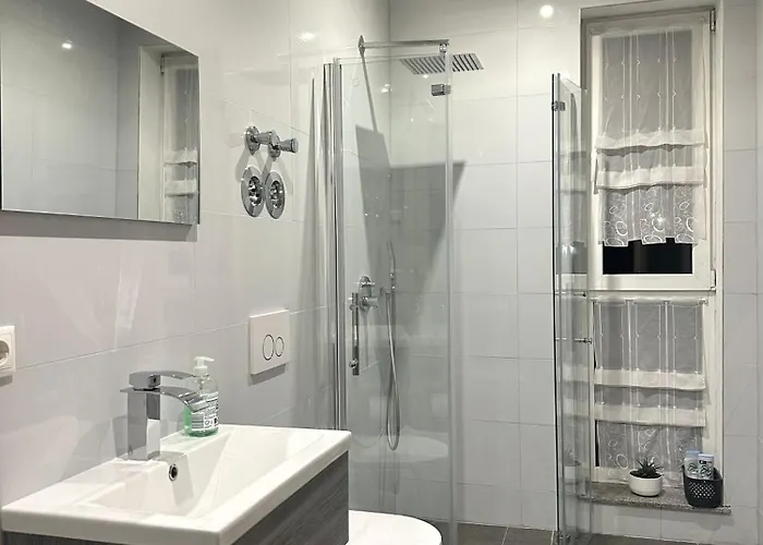 Gemuetliches Doppelzimmer Gemeinschaftsbad